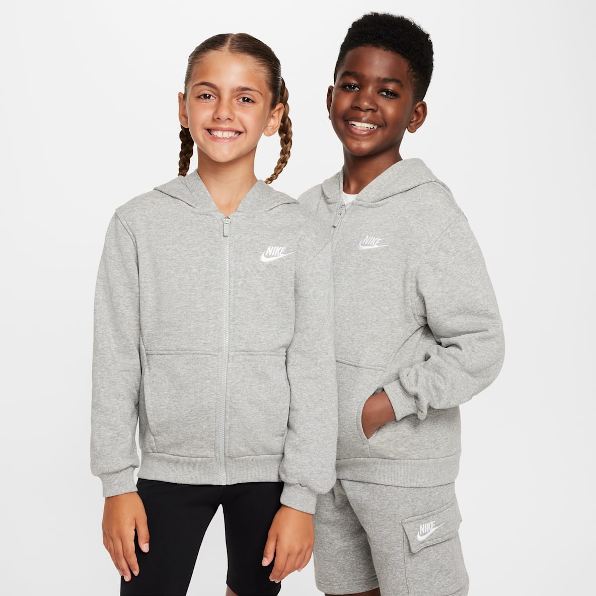 Nike フルジップ パーカー グレー NIKE公式】 標準フィット グレー フロントジップ パーカー【ナイキ公式